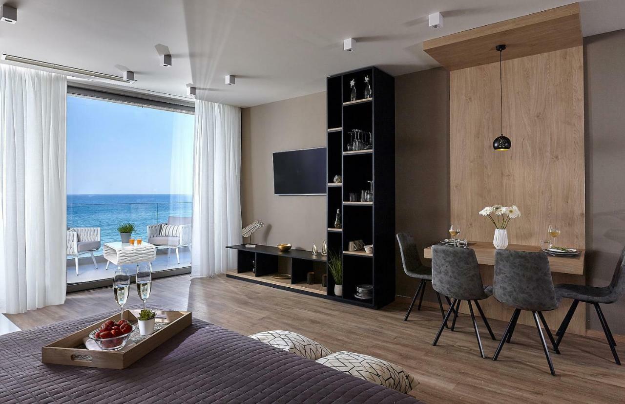 Seafront Apartments By Myseasight Limenas Chersonisou Exterior foto